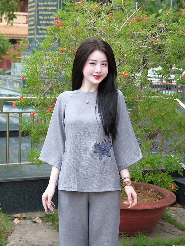 Bộ pháp phục nữ đũi vân mây thêu sen DHD02