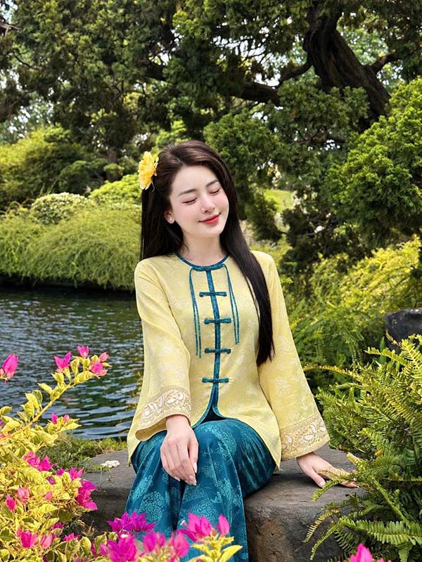 Bộ cách tân nữ lụa gấm kim tuyến cổ tròn HD0031 Bộ cách tân nữ lụa gấm kim tuyến bode (9)